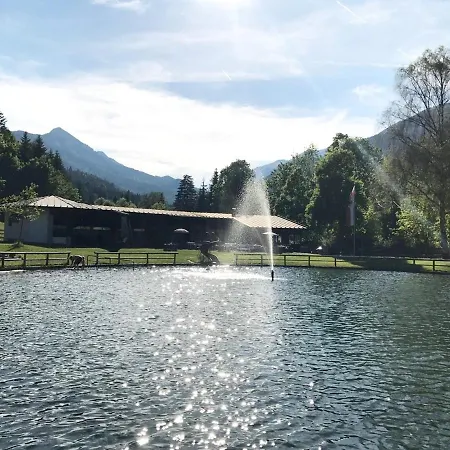 Alpenlodge, 14 *
